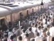 il treno del mattino a Mumbai, India